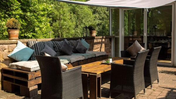 Hotel-Restaurant Burg Kerpen, Illingen Hotel-Restaurant Burg Kerpen, Illingen